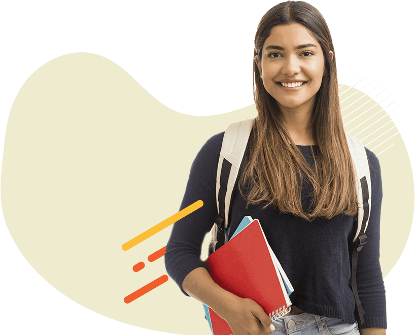 Estudiante sonriendo con un salveque en su espalda y sujetando sus cuadernos